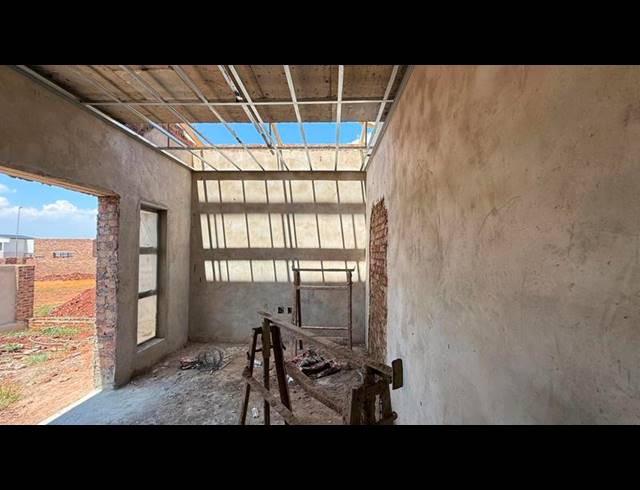 4 BEDROOM HOUSE FOR SALE IN FOUNTAINBROOK ESTATE